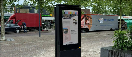 Outdoor informatie zuilen voor Citymarketing Leek - Digitale Infozuil
