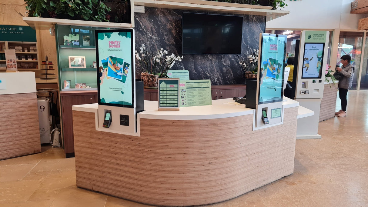 ZS - Serie 32″ Self - Service Kiosk ZS320 wandmodel - Digitale Infozuil